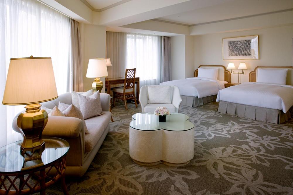 Hotel Nikko Fukuoka Fukuoka  Exteriör bild A suite at the Mandarin Oriental, Tokyo
